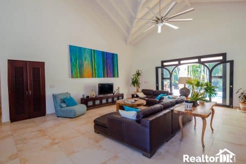 5 bedroom house For Sale Sea Horse Ranch CABARETE - PLAYA ENCUENTRO-SOSUA - SOV Land - Apartment - House- Villa by RealtorDR-10