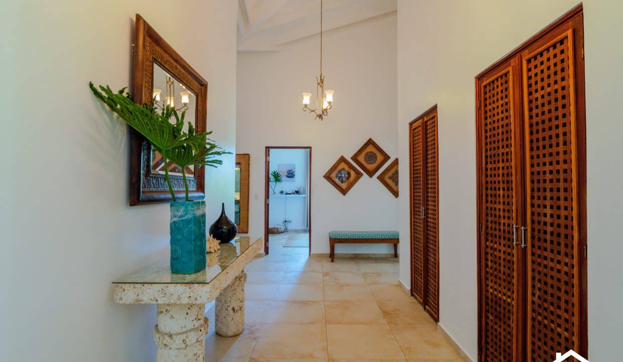 5 bedroom house For Sale Sea Horse Ranch CABARETE - PLAYA ENCUENTRO-SOSUA - SOV Land - Apartment - House- Villa by RealtorDR-14