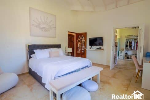 5 bedroom house For Sale Sea Horse Ranch CABARETE - PLAYA ENCUENTRO-SOSUA - SOV Land - Apartment - House- Villa by RealtorDR-20