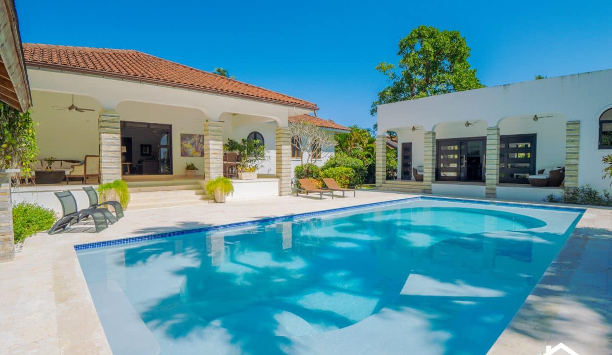 5 bedroom house For Sale Sea Horse Ranch CABARETE - PLAYA ENCUENTRO-SOSUA - SOV Land - Apartment - House- Villa by RealtorDR-38
