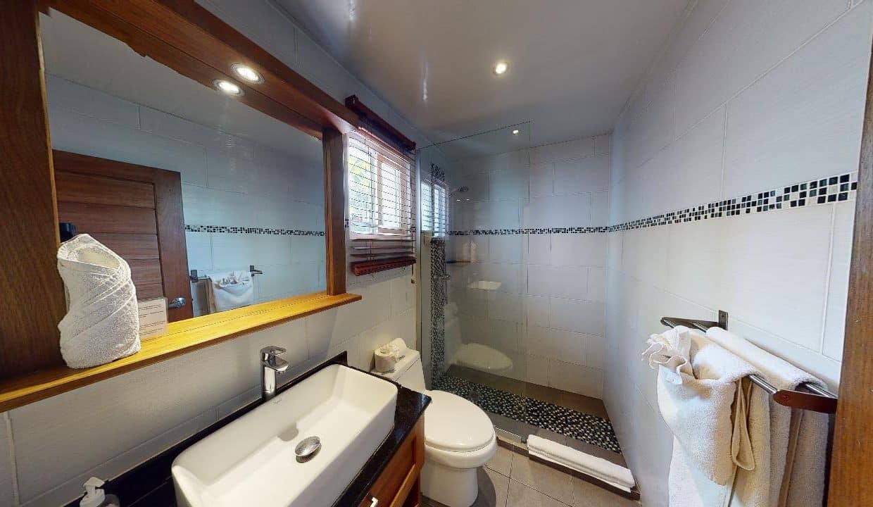 1-Bed-Apartment-Bahia-Residence-Bathroom
