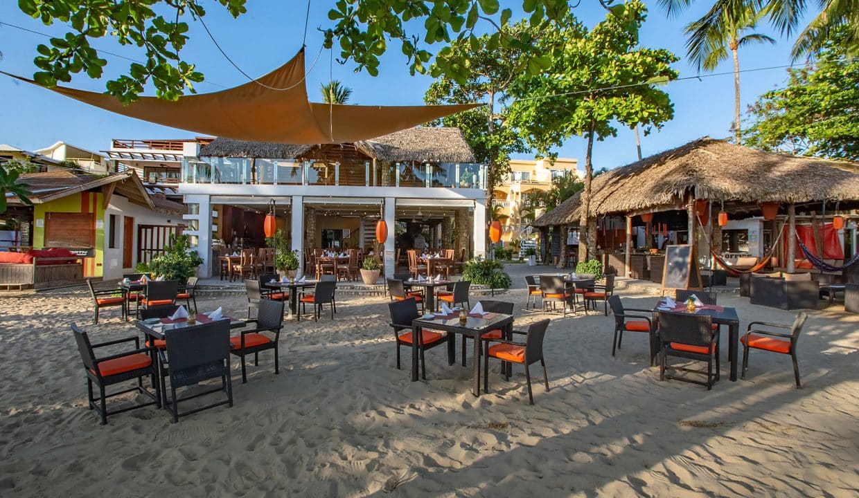 Beach Restaurant-HDR