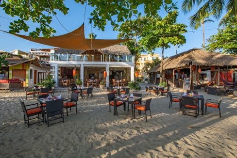 Beach Restaurant-HDR
