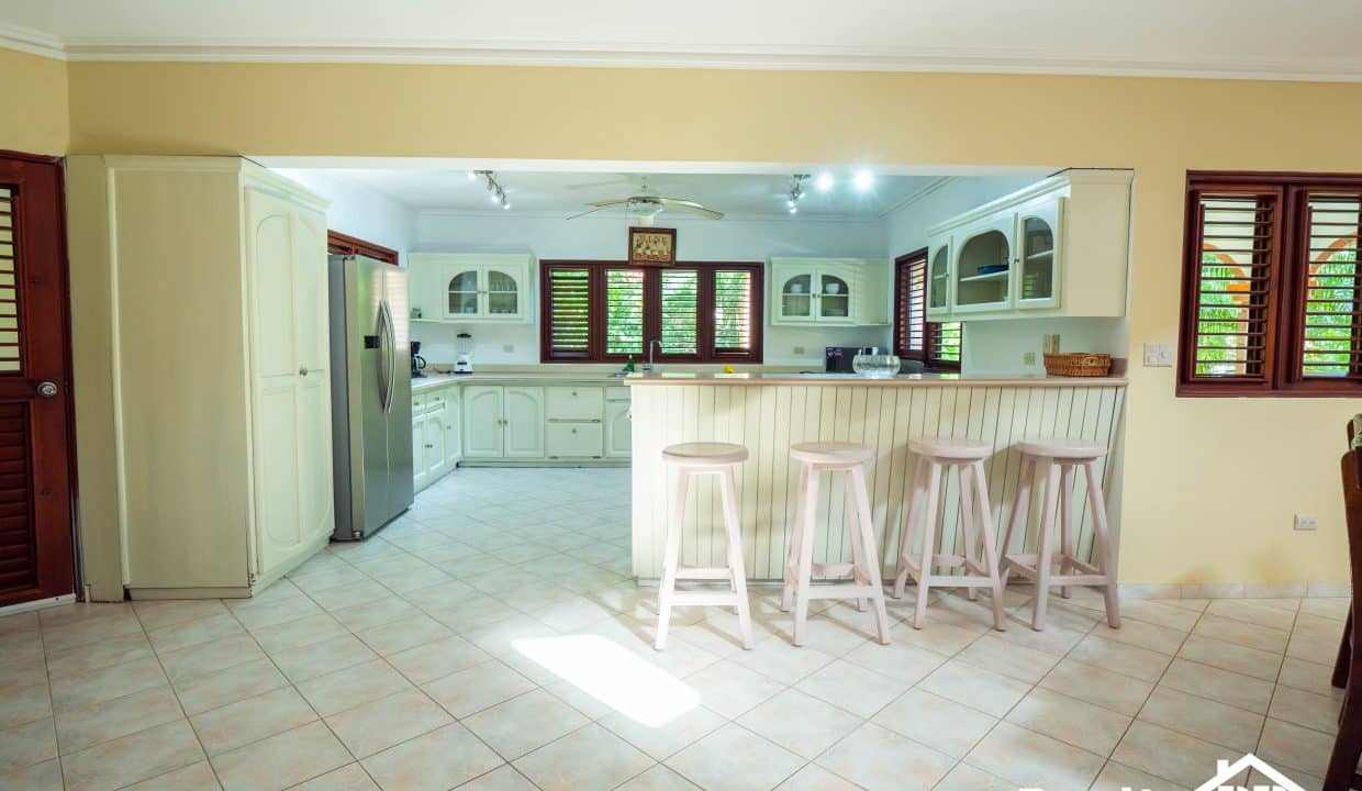 For Sale Beachfront house 4 bedroom- Villa For Sale - Land For Sale - RealtorDR For Sale Cabarete-Sosua Dominican Republic_-12