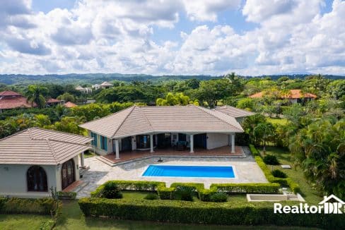 For Sale Beachfront house 4 bedroom- Villa For Sale - Land For Sale - RealtorDR For Sale Cabarete-Sosua Dominican Republic_-2