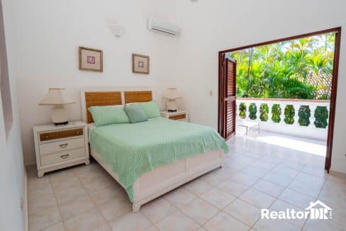 For Sale Beachfront house 4 bedroom- Villa For Sale - Land For Sale - RealtorDR For Sale Cabarete-Sosua Dominican Republic_-26