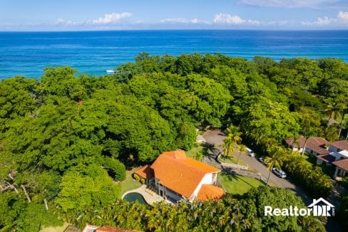 For Sale Beachfront house 4 bedroom- Villa For Sale - Land For Sale - RealtorDR For Sale Cabarete-Sosua Dominican Republic_-6