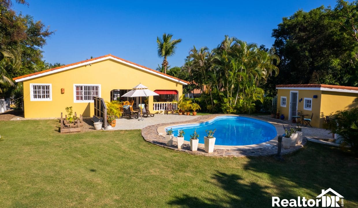 For Sale house 2 bedroom- Villa For Sale - Land For Sale - RealtorDR For Sale Cabarete-Sosua Dominican Republic_-8