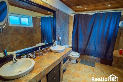 3bedroom apartment in kitebeach For Sale Villa in Cabarete - Sosua - Land - Apartment - RealtorDR-8