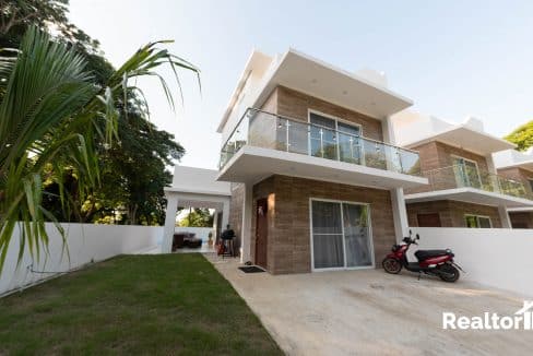 4 bedroom house-in-Sosua-For-Sale-in-CABARETE-sosua-Villa-For-Sale-Land-For-Sale-RealtorDR-For-Sale-Cabarete-Sosua-2444190