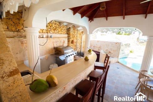 6 bedroom house in cabarete For Sale in sosua- Land - Apartment - RealtorDR-14