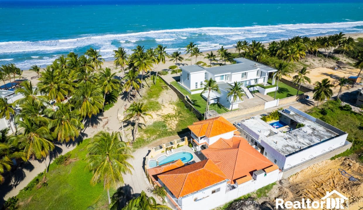6 bedroom house in cabarete For Sale in sosua- Land - Apartment - RealtorDR-5