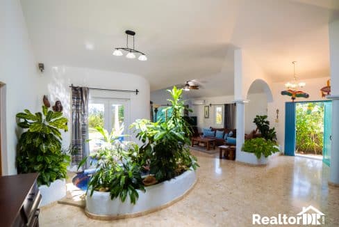1 bedroom apartment in For Sale in CABARETE - PLAYA ENCUENTRO-SOSUA - SOV Land - Apartment - House- Villa by RealtorDR-5