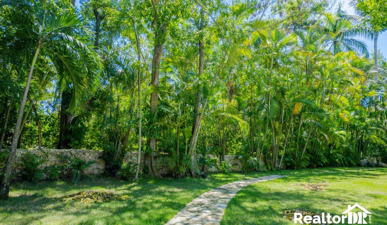 For Sale Sea Horse Ranch VILLA IN CABARETE - PLAYA ENCUENTRO-SOSUA - SOV Land - Apartment - House- Villa by RealtorDR-4