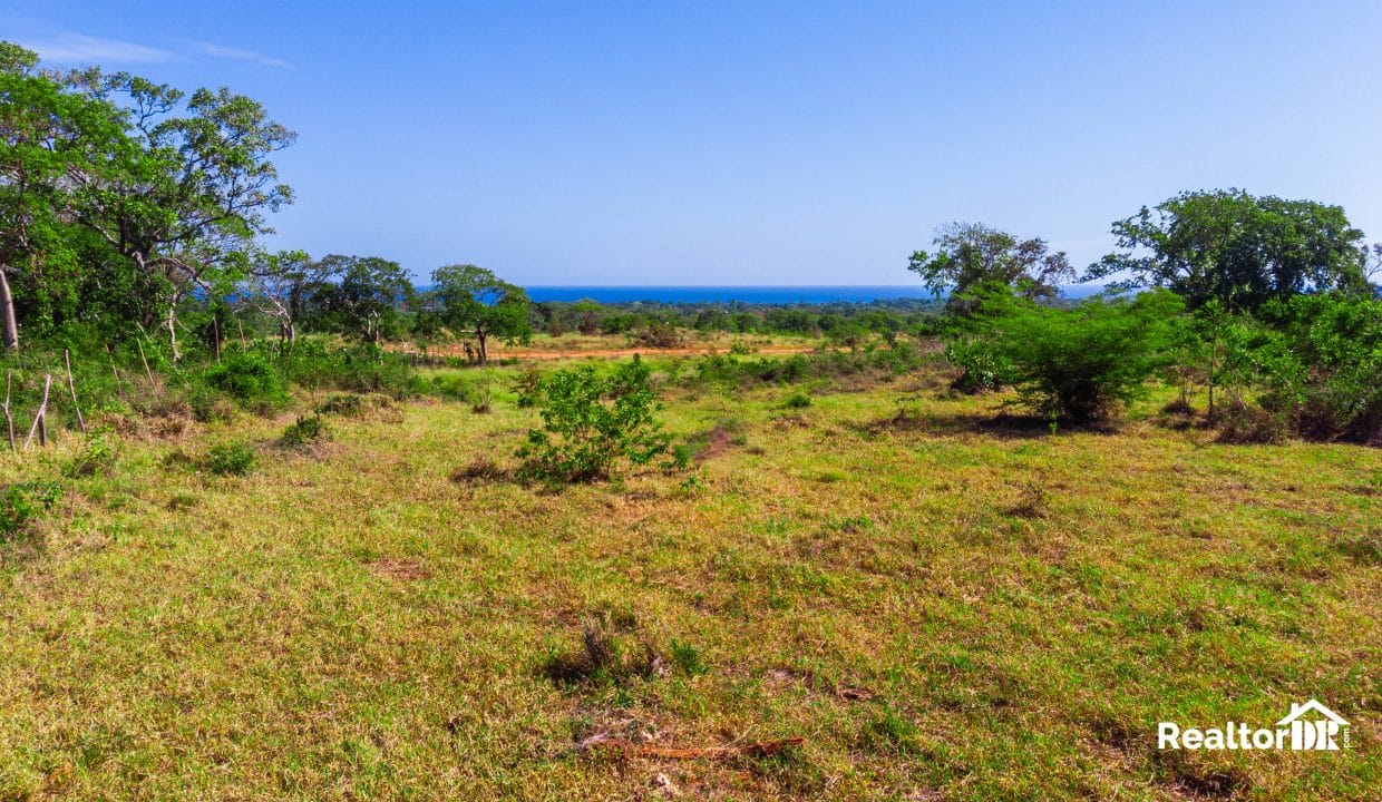 land for sale , Cabarete encuentro in PUERTO PLATA SOSUA OCEAN VILLAGE Cabarete For Sale in sosua CABARETE - PLAYA ENCUENTRO-SOSUA - SOV Land - Apartment - House- Villa by RealtorDR-15-3-2-5