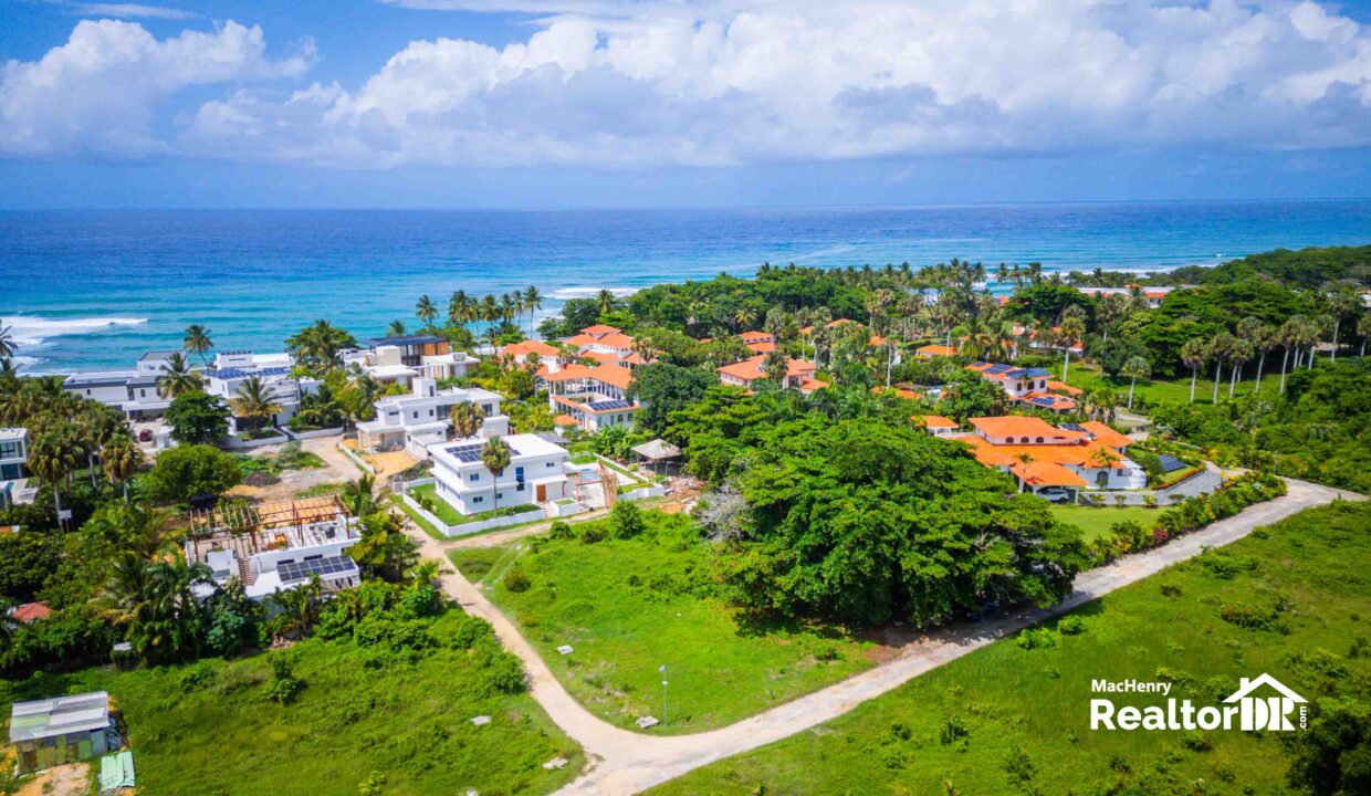 _PROPERTIES FOR SALE - PLAYA-ENCUENTRO-FOR-SALE-VILLA-LAND-APARTMENTS-CONDOS-STUDI-HOUSE-REALTORDR-SOSUA-PUERTO-PLATA-CABARETE-PUNTA-CANA-LAS-TERRENAS-PROPERTIES-FOR-SALE-BUYING-3