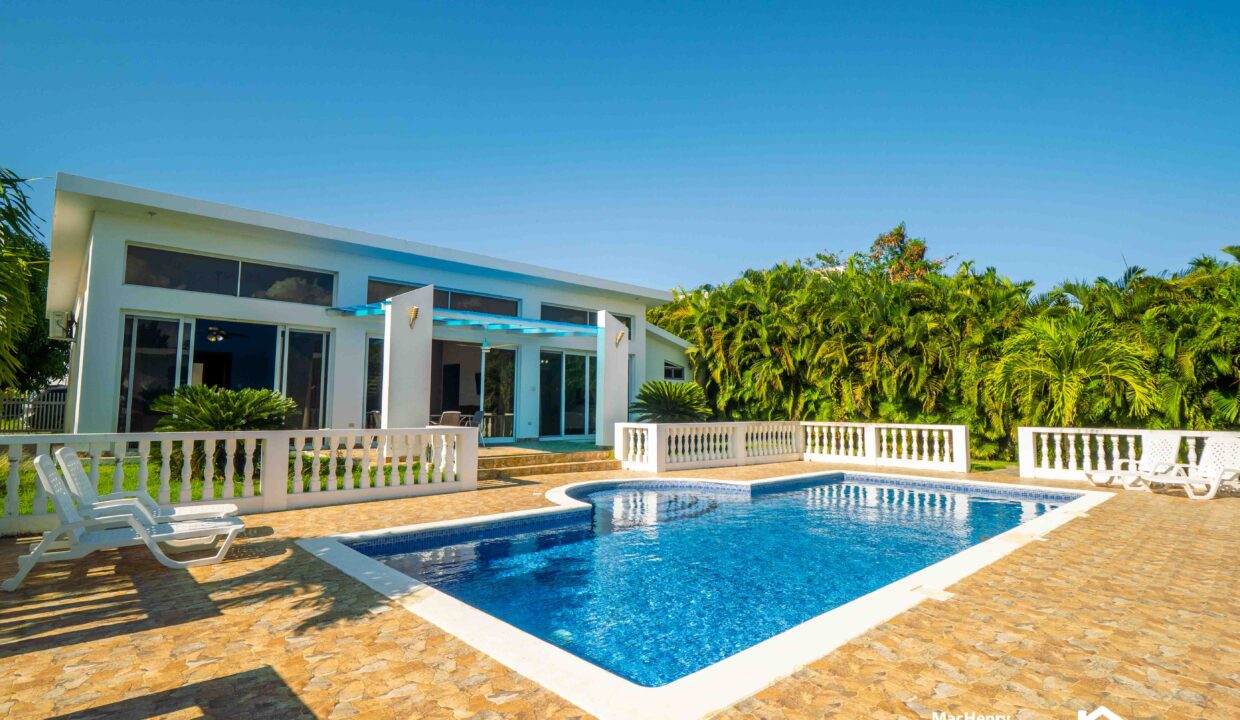 APARTMENT FOR RENT IN THE CENTER OF CABARETE IN DOMINICAN REPUBLIC - AIRBNB-11