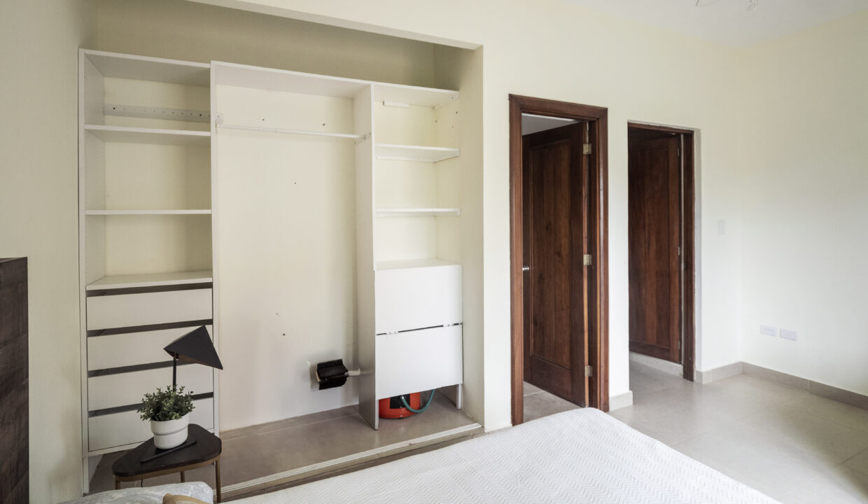 NatalieCabareteCenterApt-2