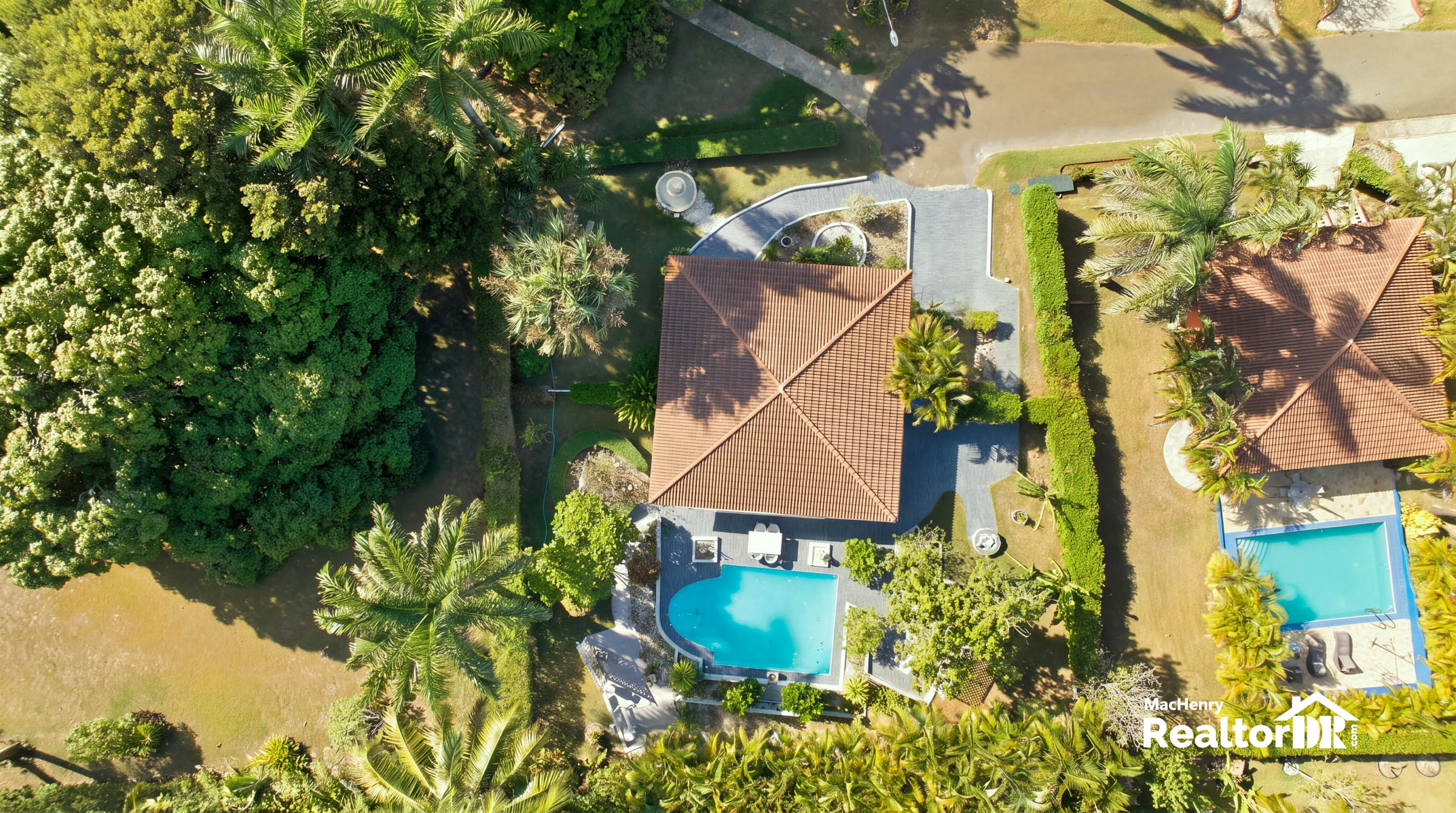 2-BEDROOM VILLA WITH PRIVATE POOL & YARD IN SOSÚA 🏡 | RESIDENCIAL HISPANIOLA