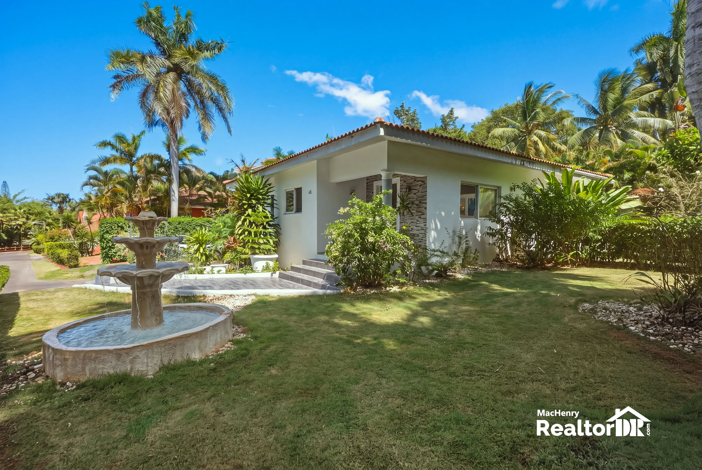 2-BEDROOM VILLA WITH PRIVATE POOL & YARD IN SOSÚA 🏡 | RESIDENCIAL HISPANIOLA