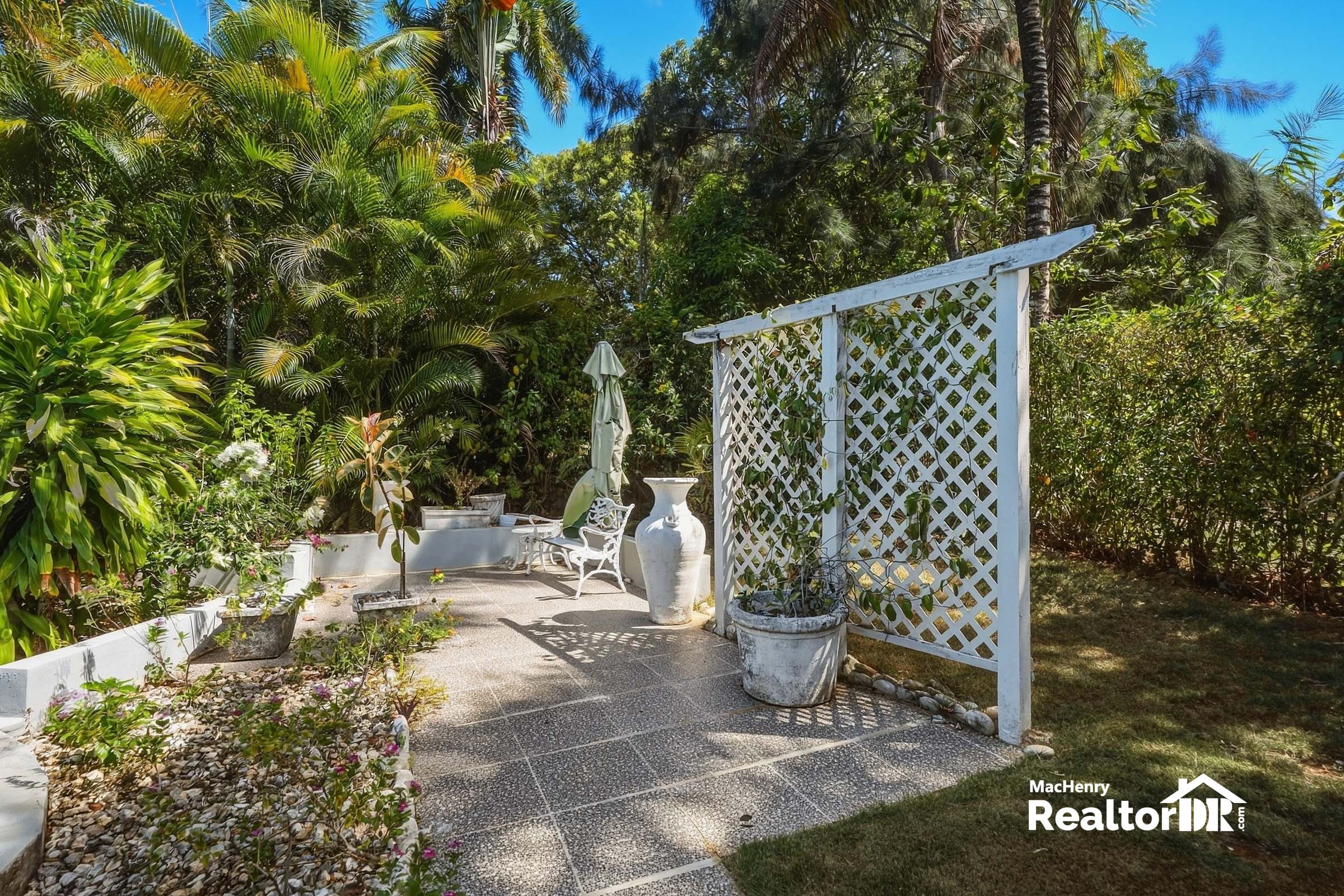 2-BEDROOM VILLA WITH PRIVATE POOL & YARD IN SOSÚA 🏡 | RESIDENCIAL HISPANIOLA photo 4