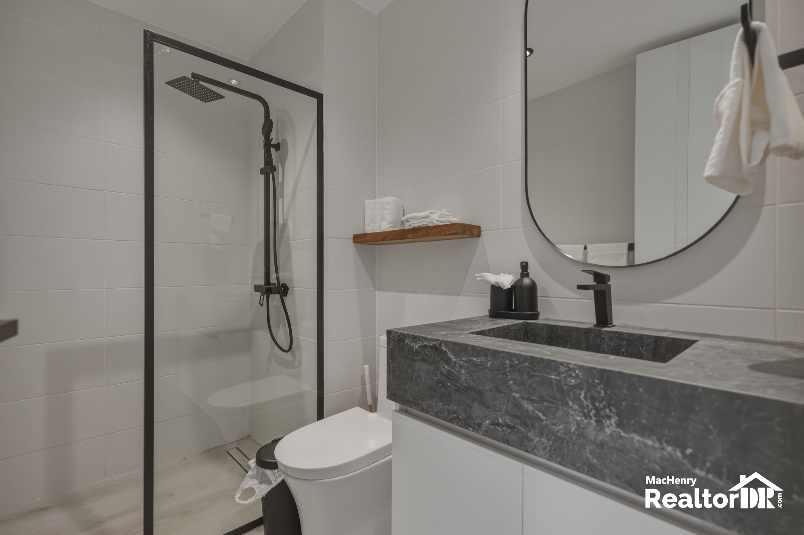 🌊 ÁTICO DE LUJO DE 3 HABITACIONES CON AZOTEA PRIVADA
