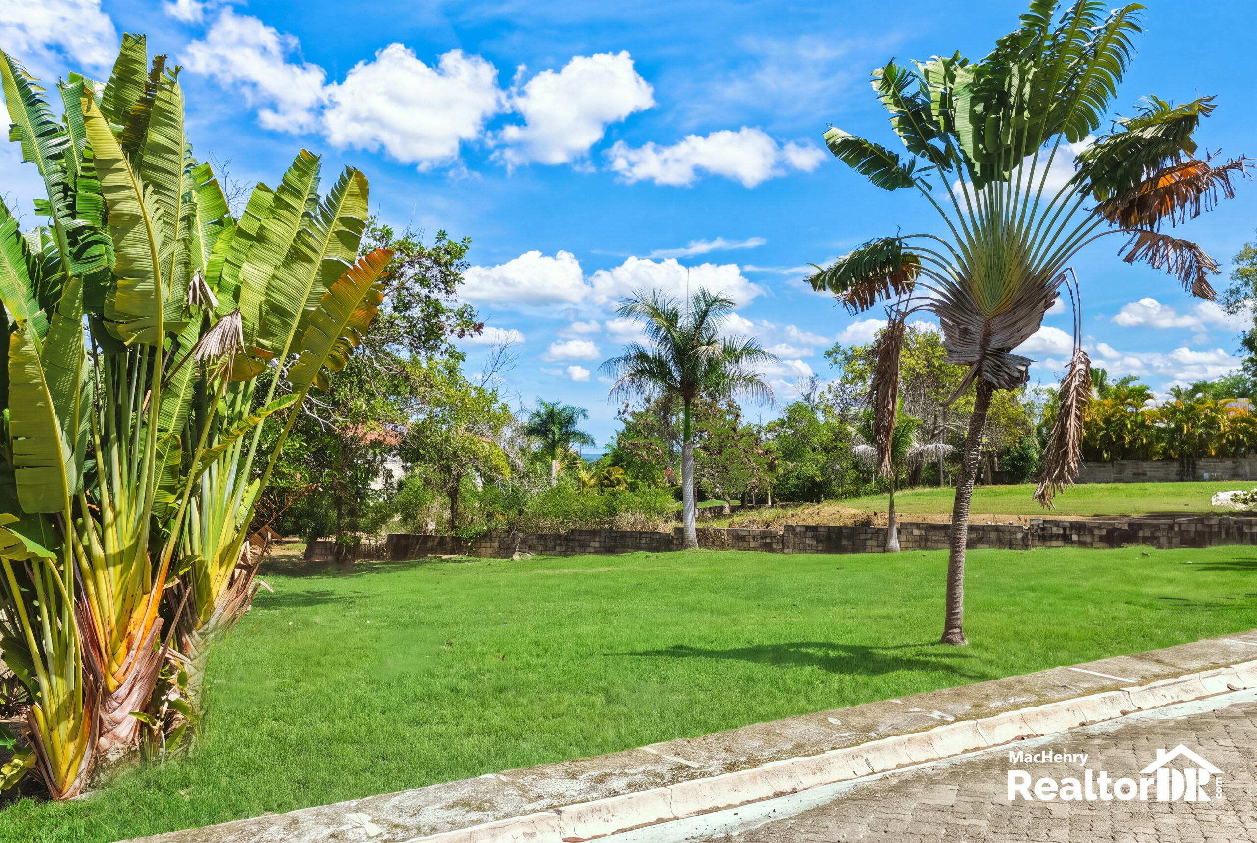 🌴 TERRENO CON VISTA AL MAR EN THE PALMS, PUERTO PLATA