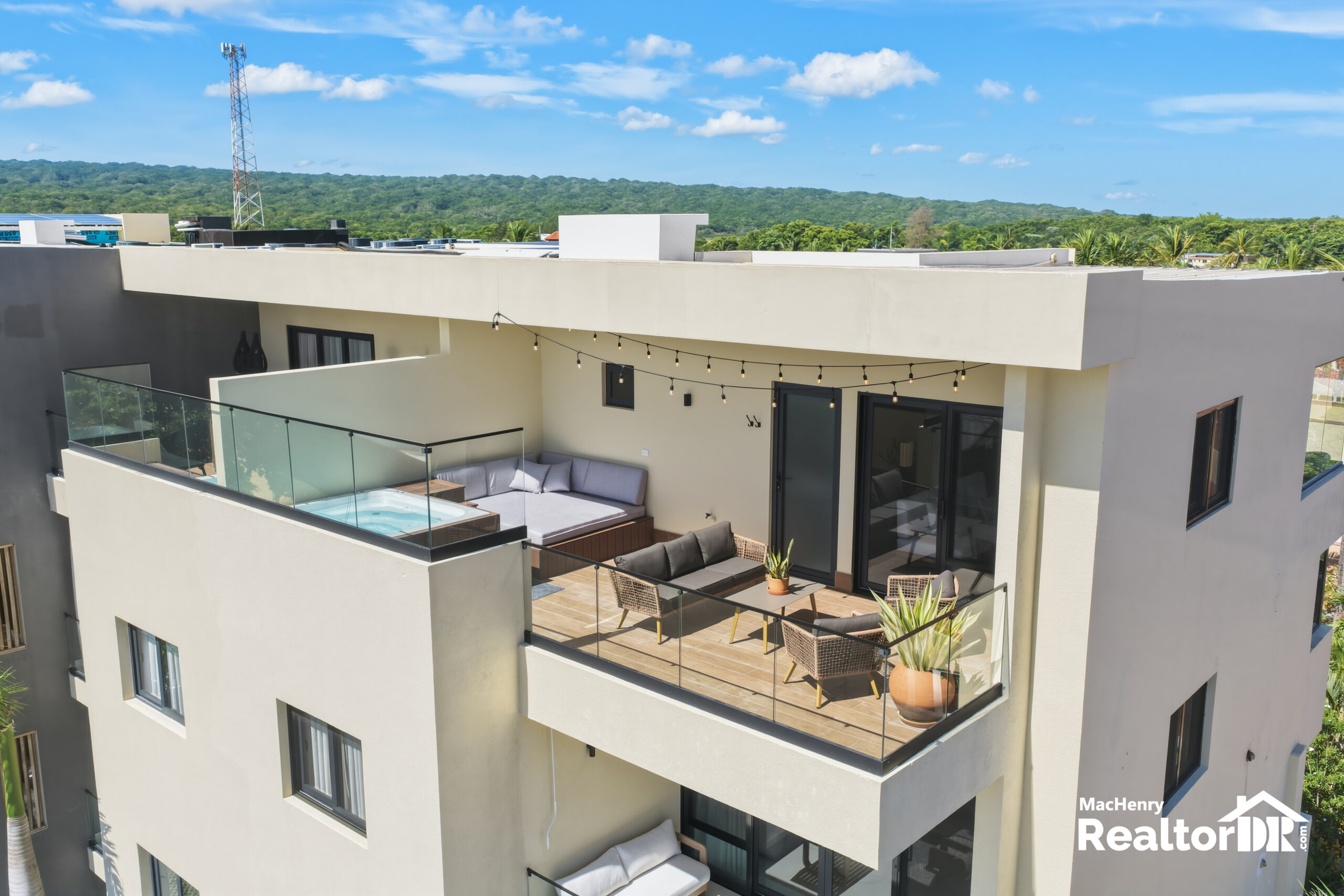 🌊 ÁTICO DE LUJO DE 3 HABITACIONES CON AZOTEA PRIVADA